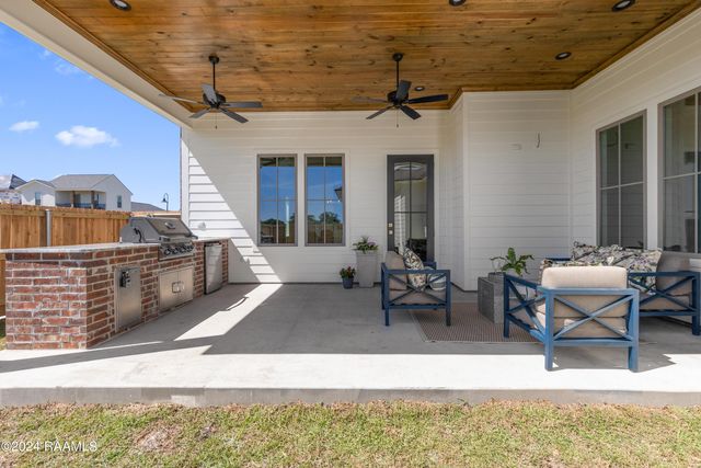 400 Villager Avenue, Scott, LA 70583