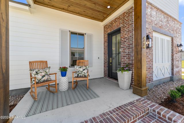 400 Villager Avenue, Scott, LA 70583