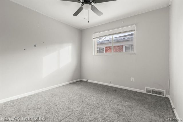 20295 Huntington Road, Detroit, MI 48219