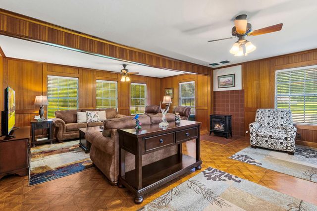 266 County Road 2275, Cleveland, TX 77327