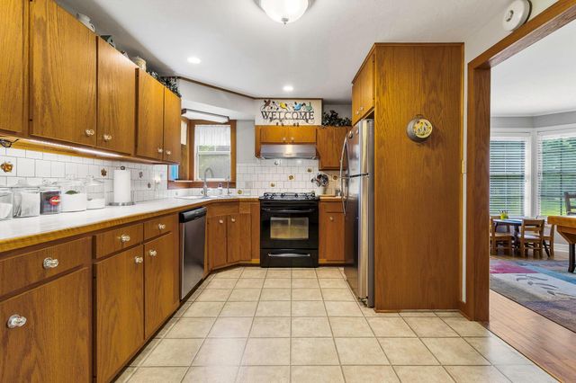 266 County Road 2275, Cleveland, TX 77327