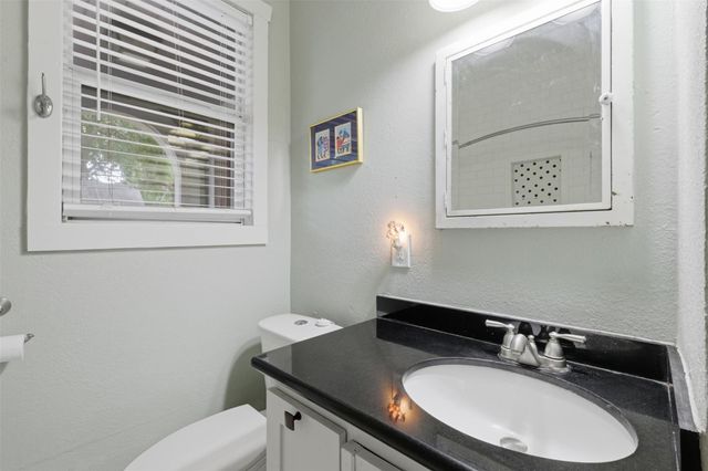 601 Gay Hill Street, Brenham, TX 77833