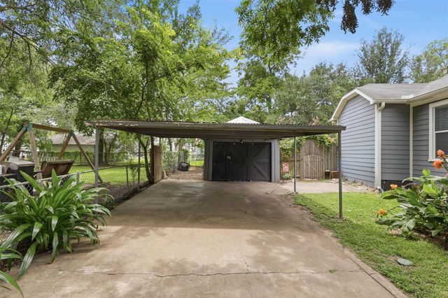 601 Gay Hill Street, Brenham, TX 77833