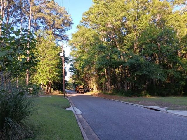 1211 Stewart Road, Mobile, AL 36605