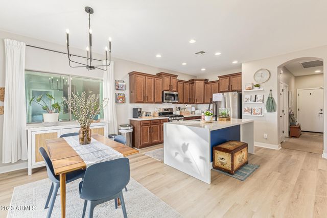 793 W TRELLIS Road, Queen Creek, AZ 85140