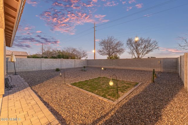 793 W TRELLIS Road, Queen Creek, AZ 85140