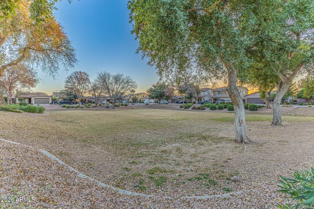 793 W TRELLIS Road, Queen Creek, AZ 85140