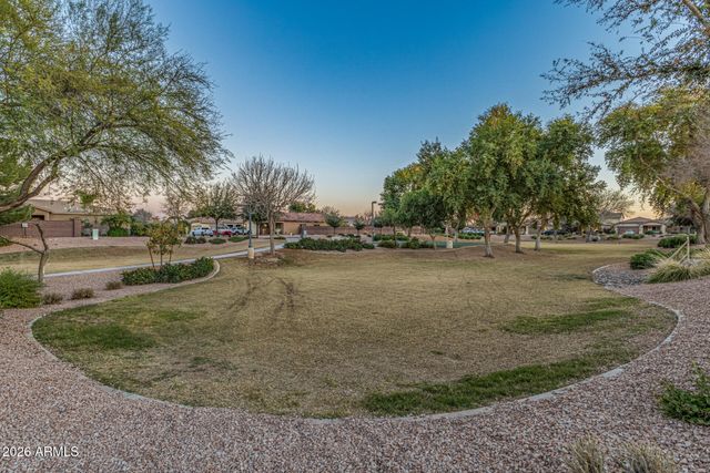 793 W TRELLIS Road, Queen Creek, AZ 85140