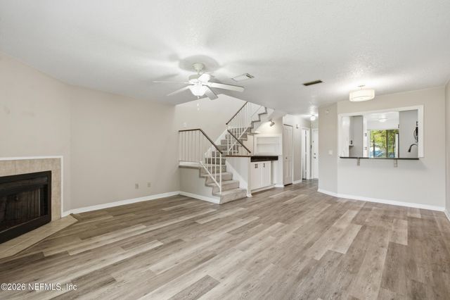 7623 BAYMEADOWS Circle W 2022, Jacksonville, FL 32256