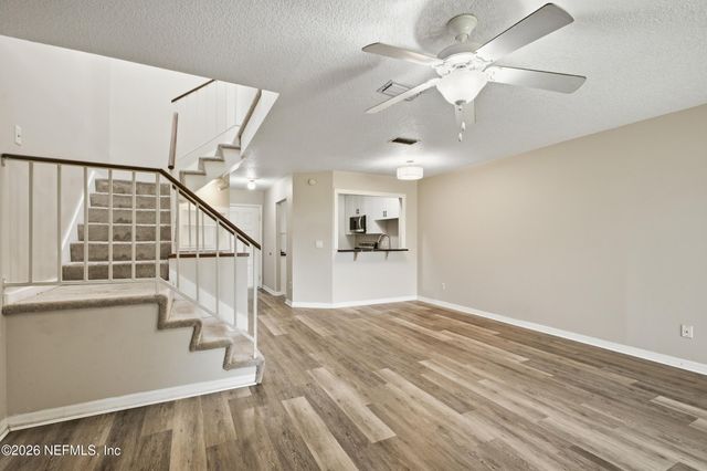 7623 BAYMEADOWS Circle W 2022, Jacksonville, FL 32256