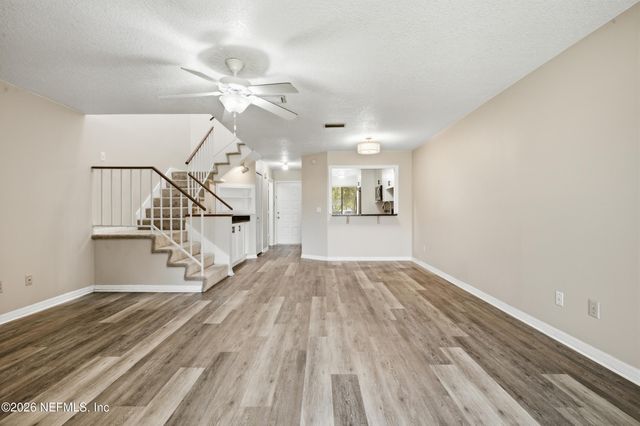 7623 BAYMEADOWS Circle W 2022, Jacksonville, FL 32256