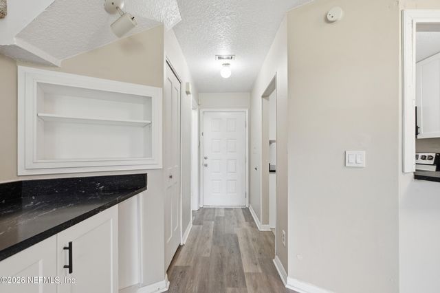 7623 BAYMEADOWS Circle W 2022, Jacksonville, FL 32256