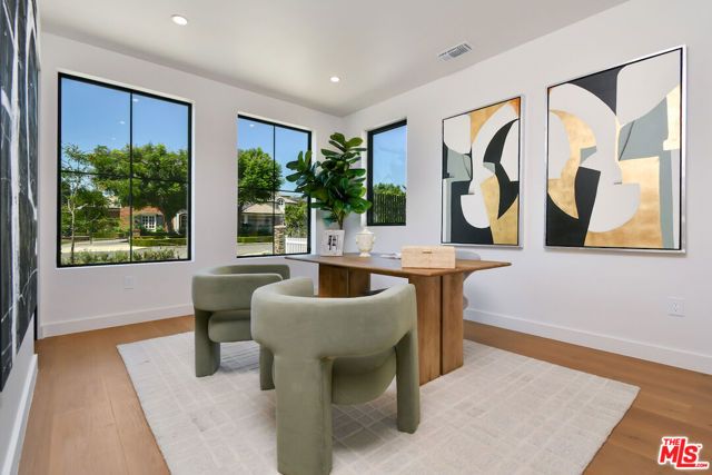 112 S Valley Street, Toluca Lake (los Angeles), CA 91505