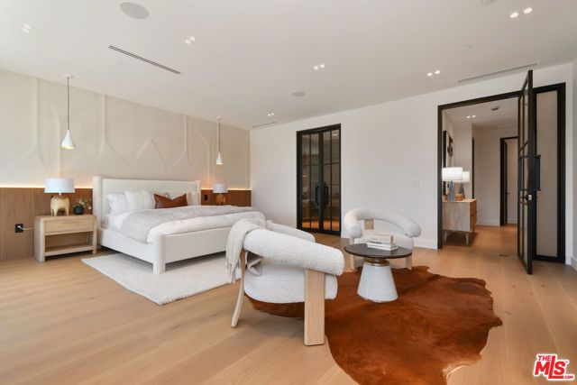 112 S Valley Street, Toluca Lake (los Angeles), CA 91505