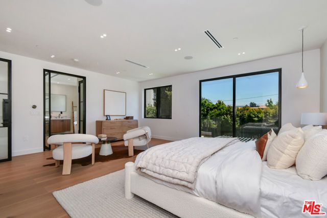 112 S Valley Street, Toluca Lake (los Angeles), CA 91505