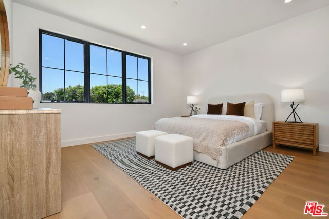 112 S Valley Street, Toluca Lake (los Angeles), CA 91505