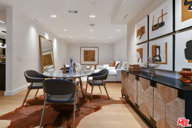 112 S Valley Street, Toluca Lake (los Angeles), CA 91505