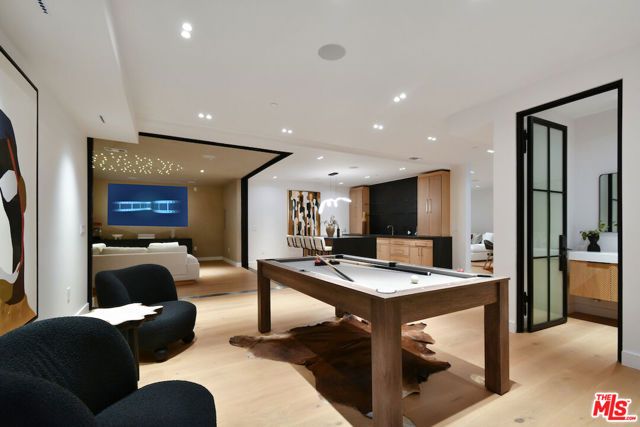 112 S Valley Street, Toluca Lake (los Angeles), CA 91505