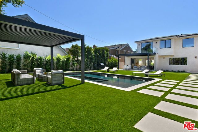 112 S Valley Street, Toluca Lake (los Angeles), CA 91505