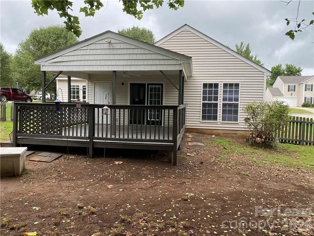 3008 Hawick Commons Drive, Concord, NC 28027