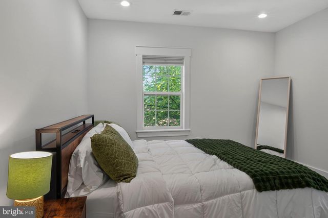 3522 SOUTH DAKOTA AVE NE, Washington, DC 20018