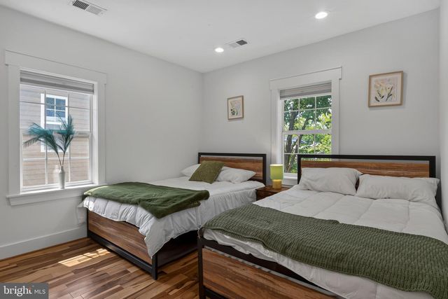 3522 SOUTH DAKOTA AVE NE, Washington, DC 20018