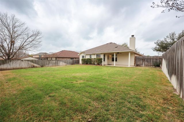 1305 Willow Bluff DR, Pflugerville, TX 78660