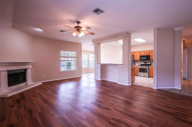 1305 Willow Bluff DR, Pflugerville, TX 78660