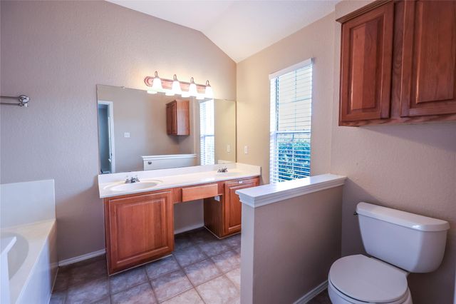 1305 Willow Bluff DR, Pflugerville, TX 78660