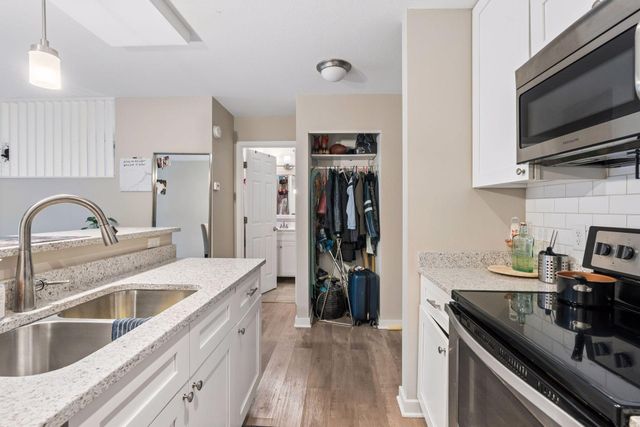 433 S 7th Street 2211, Minneapolis, MN 55415