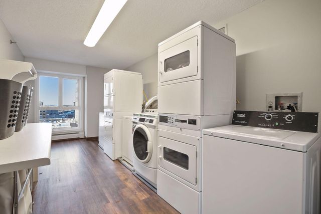 433 S 7th Street 2211, Minneapolis, MN 55415