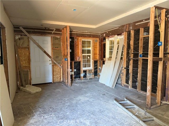 8539 W Avenue L, Lancaster, CA 93536