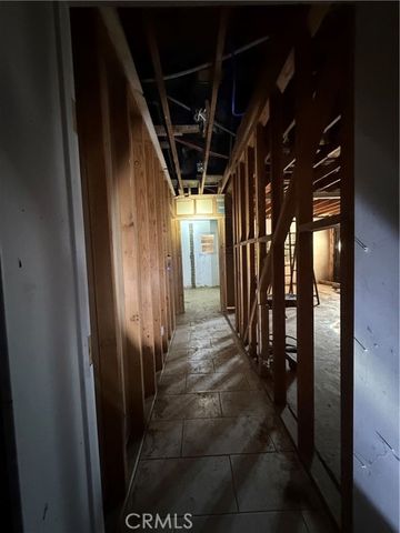 8539 W Avenue L, Lancaster, CA 93536