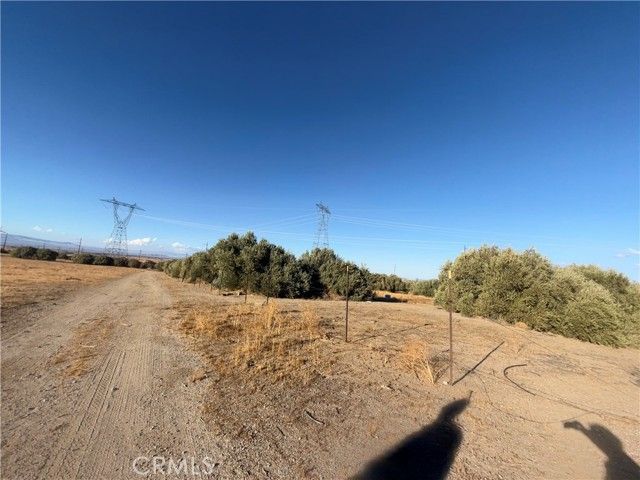 8539 W Avenue L, Lancaster, CA 93536