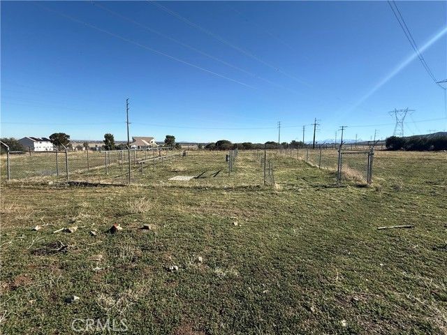 8539 W Avenue L, Lancaster, CA 93536