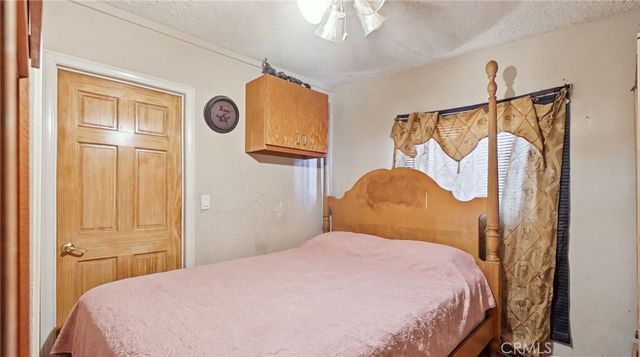 201 E 111th Place, Los Angeles, CA 90061