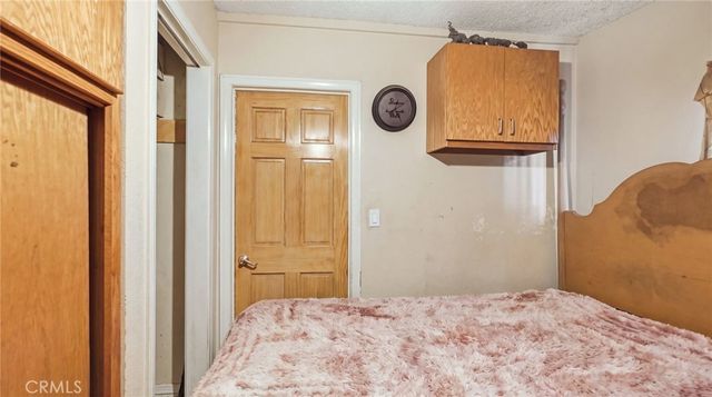 201 E 111th Place, Los Angeles, CA 90061