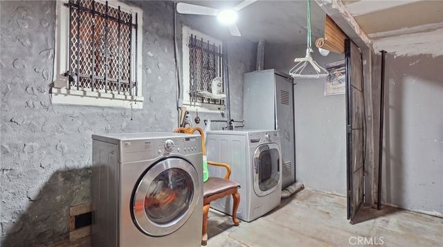 201 E 111th Place, Los Angeles, CA 90061