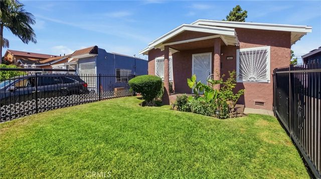 201 E 111th Place, Los Angeles, CA 90061