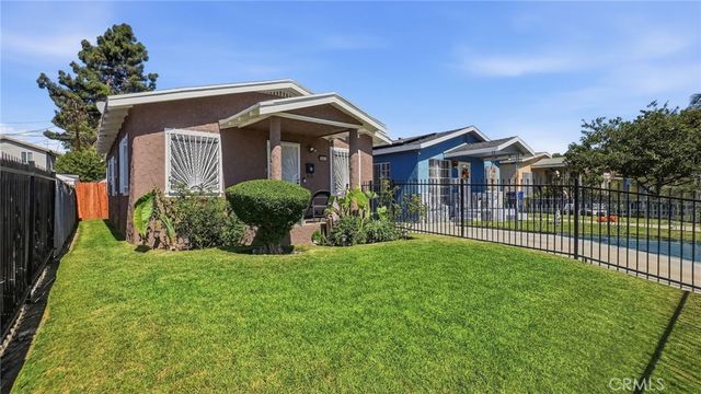 201 E 111th Place, Los Angeles, CA 90061