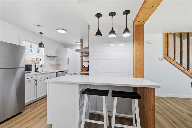 2304 SE Jayel Terrace 1, Bentonville, AR 72712