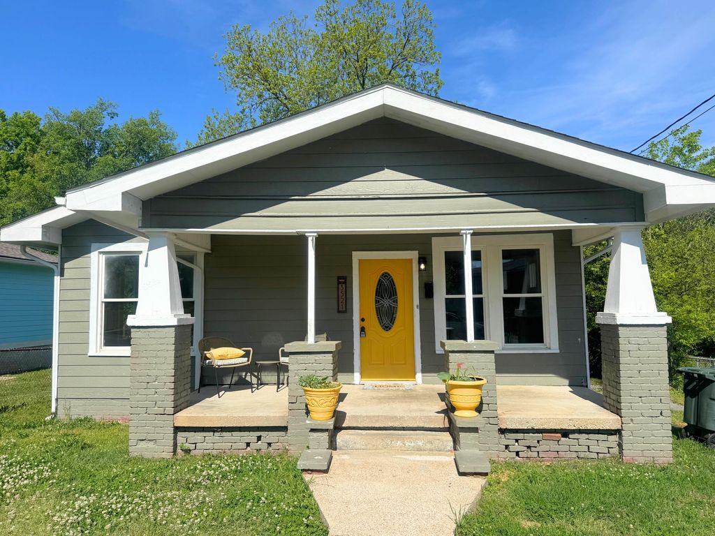 3521 Chandler Avenue, Chattanooga, TN 37410