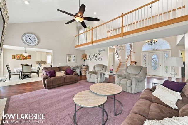 53572 Villa Rosa Drive, Macomb Twp, MI 48042