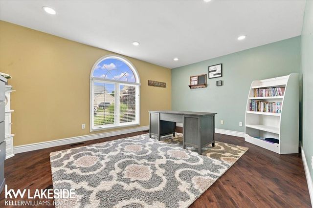 53572 Villa Rosa Drive, Macomb Twp, MI 48042