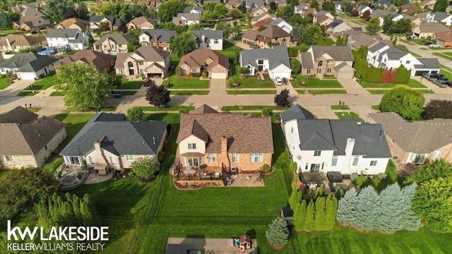 53572 Villa Rosa Drive, Macomb Twp, MI 48042