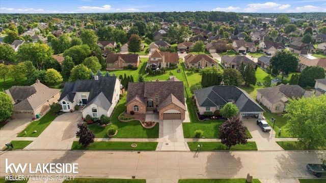 53572 Villa Rosa Drive, Macomb Twp, MI 48042
