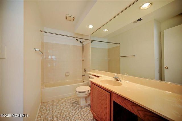 308 Balsam Court, Howell, NJ 07731