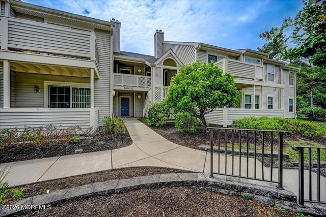 308 Balsam Court, Howell, NJ 07731