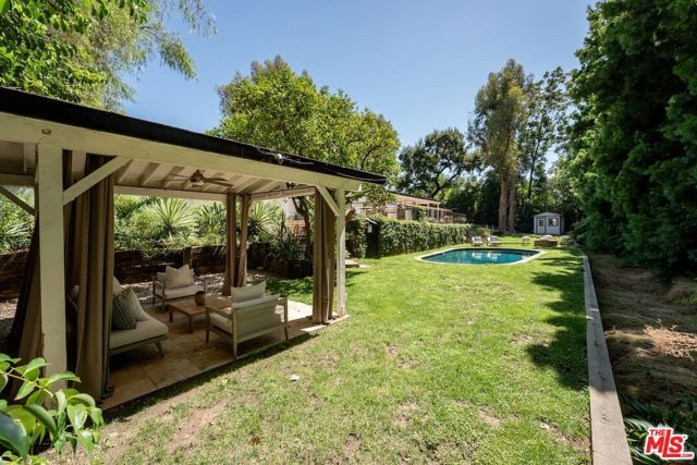 4725 Vanalden Avenue, Los Angeles, CA 91356