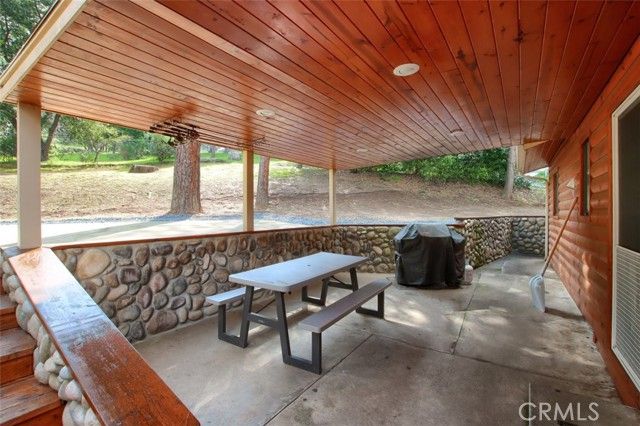 42583 Shady Lane, Oakhurst, CA 93644